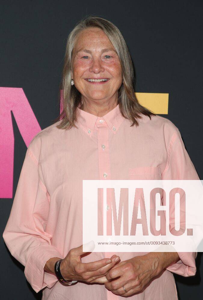 Los Angeles, California - Cherry Jones. LA Premiere Of Amazon s Transparent Musicale Finale held at Regal Cinemas L.A. Live. Photo Credit: FSadou AdMedia 244996 2019-09-13 CA Los Angeles Etats-Unis