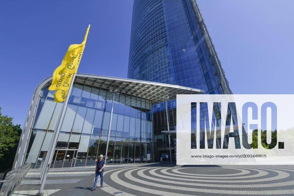 Post Tower, headquarters of Deutsche Post DHL Group, Charles de Gaulle Strasse, Bonn, North Rhine-Westphalia, Germany