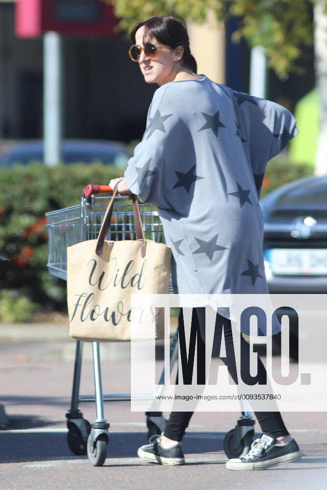 English actress Natalie Cassidy seen shopping at her local supermarket in Hertfordshire, England. SEPTEMBER 20th 2019 WBPx193425