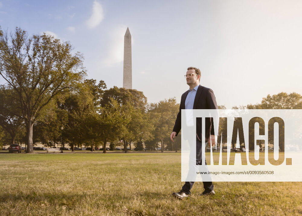 Federal Health Minister Jens Spahn CDU in front of the Washington Monument Washington, 21 09 2019 Washington USA