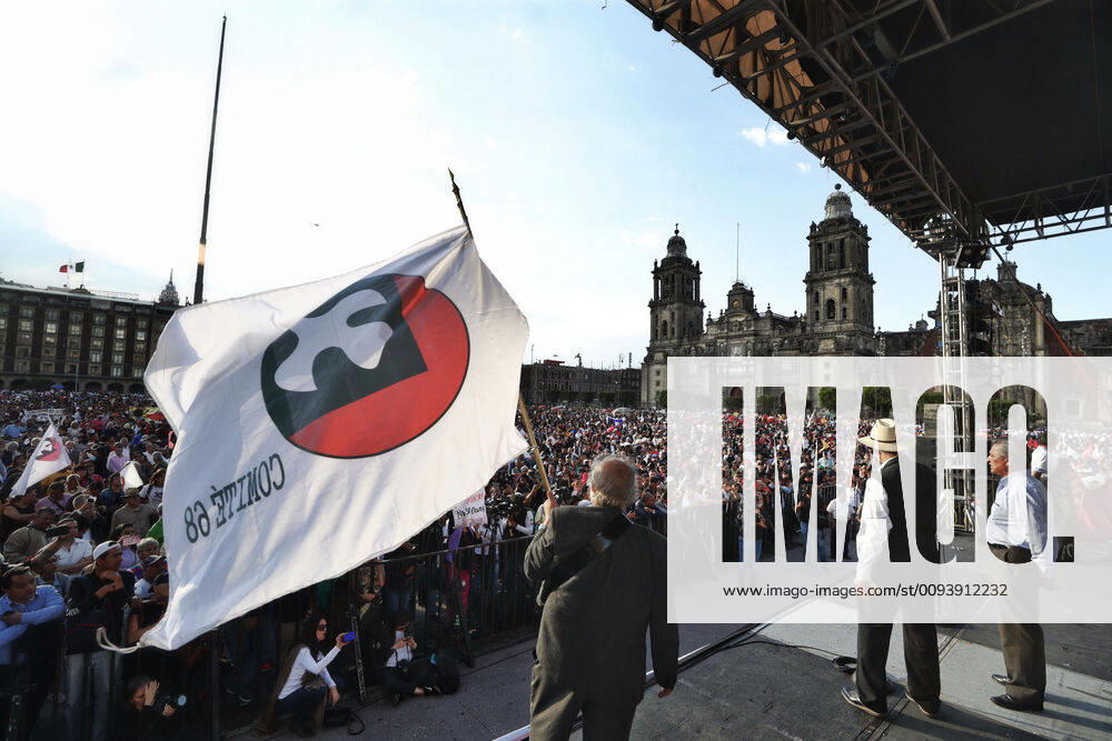 EUM20191002NAC37 JPG MEXICO CITY, ProtestsProtests October 2 Aspects of the march held this October 2, 2019 in the streets of the Historic Center, held to commemorate the 1968 student massacre Photo Agency EL UNIVERSALDiego Simon SanchezAFBV - ZUMAu78_ 20191002_zaf_u78_064