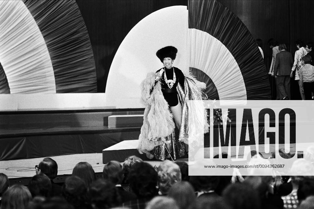 IMAGO ICONS: Josephine Baker Josephine Baker Singer, Dancer & Actress 12 April 1975