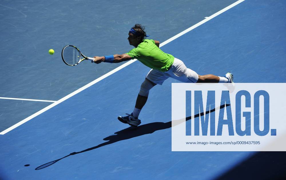 Melbourne, Australia. Rafael Nadal (ESP) on Rod Laver Arena at the Australian Open Blakemanx ActionPlus20214256
