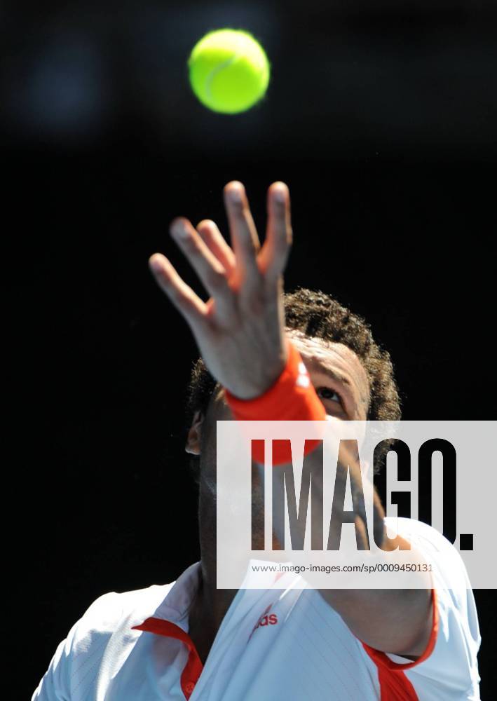 (120123) -- MELBOURNE, Jan. 23, 2012 (Xinhua) -- Jo-Wilfried Tsonga of France serves during the fourth round match of men s singles Japan at the Australian Open tennis tournament in Melbourne, Jan. 23, 2012. . (Xinhua Guo Yong)(wll) AUSTRALIA- MELBOURNE-TENNIS-AUSTRALIAN OPEN-DAY 8