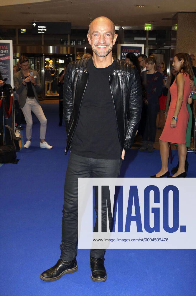 Peyman Amin at the 4 Late Night Shopping Party at the AEZ Alstertal Shopping Centre Hamburg, 25 10 2019 Foto:xC.xTamckex xFuturexImage