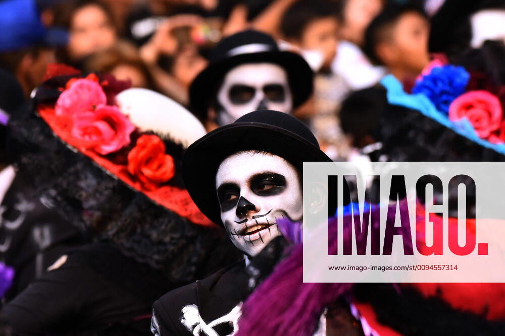 Day of the Dead International Parade in Mexico City MEXICO CITY, MEXICO - OCTOBER 27: Participants take part during the commemorative Day of the Dead International Parade as part of celebrations of the mexican traditions Day of the Dead (Dia de Muertos) at Hemiciclo a Juarez on October 27, 2019 in Mexico City, Mexico
