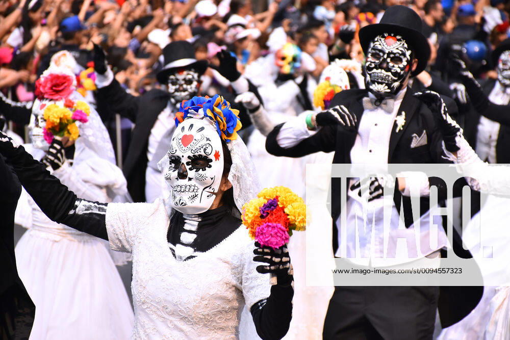 Day of the Dead International Parade in Mexico City MEXICO CITY, MEXICO - OCTOBER 27: Participants take part during the commemorative Day of the Dead International Parade as part of celebrations of the mexican traditions Day of the Dead (Dia de Muertos) at Hemiciclo a Juarez on October 27, 2019 in Mexico City, Mexico