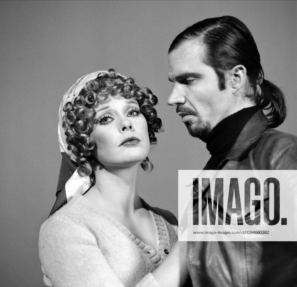 Elke Sommer & Joachim Regelien Film: Perlico - Perlaco (1973) Director: Michael Pfleghar 17 December 1971
