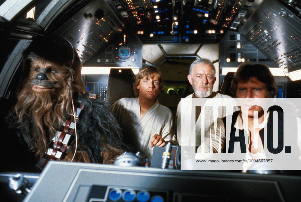 Peter Mayhew, Mark Hamill, Alec Guinness & Harrison Ford Characters: Chewbacca, Luke Skywalker, Ben Obi-Wan Kenobi, Han Solo Film: Star Wars; Star Wars: Episode Iv - A New Hope (USA 1977) Neuer Titel Auch: Star Wars: Episode Iv û Eine Neue Hoffnung Director: George Lucas 25 May 1977 Krieg der Sterne (Star Wars, USA 1977, Regie: George Lucas) Peter Mayhew als Chewbacca , Mark Hamill, Alec Guinness, Harrison Ford Science Fiction, Raumschiff, Cockpit, Millennium Falcon, innen, aka: Star Wars: Episode IV - A New Hope , 4, vier, four obligatorischer Fotohinweis: Lucasfilm-Cinetext ------- WICHTIG: Nutzung nur redaktionell bei Filmtitelnennung bzw. Berichterstattung ??ber diesen Film. Buch- und Kalendernutzungen nur nach Absprache. --- IMPORTANT: To be used solely for editorial coverage of this specific motion picture tv programm