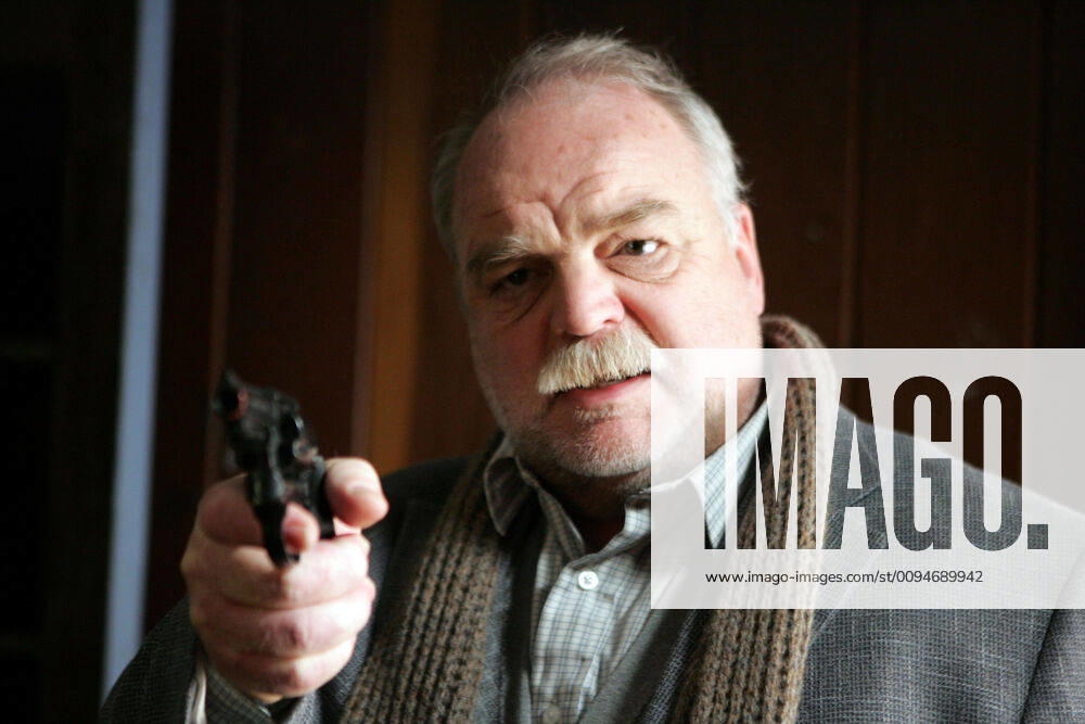 Richard Riehle Characters: Dr. Will Gruber Film: The Man From Earth (2007) Director: Richard Schenkman 10 June 2007