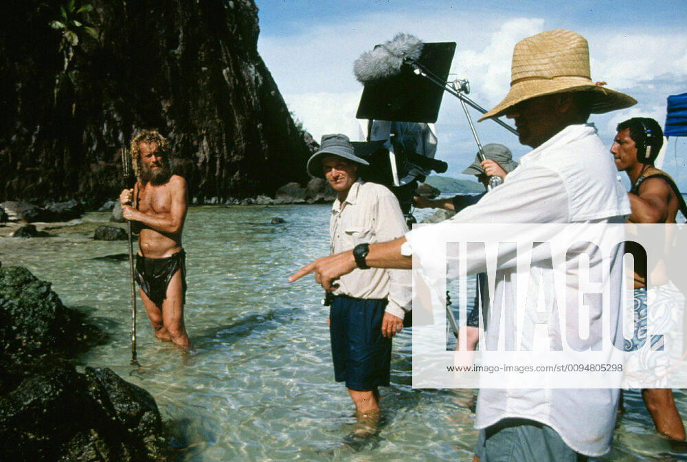 Tom Hanks & Robert Zemeckis Characters: Chuck Noland & Film: Cast Away (USA 2000) Director: Robert Zemeckis 07 December 2000