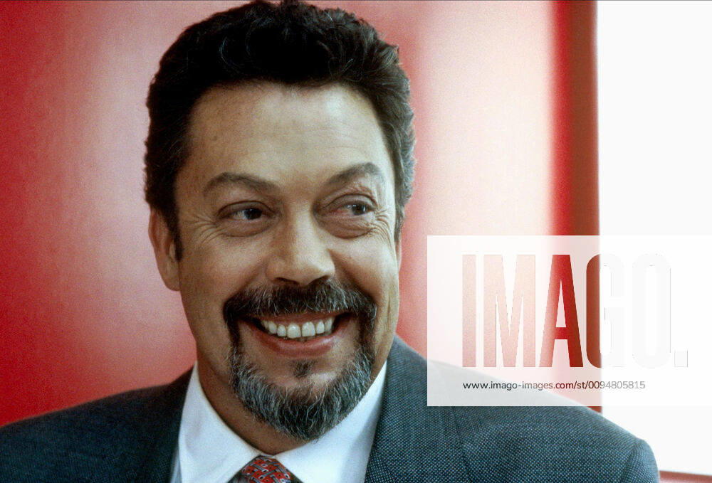 Tim Curry Characters: Roger Corwin Film: Charlie S Angels (USA DE 2000) Drei Director: Mcg (Joseph Mcginty Nichol ) 22 October 2000