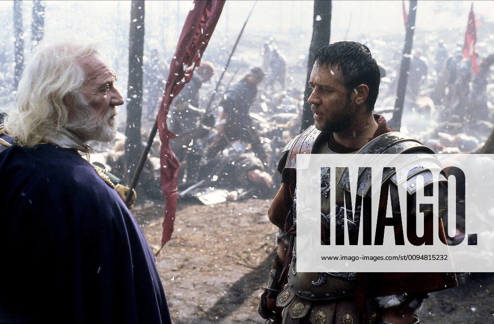 Richard Harris & Russell Crowe Characters: Marcus Aurelius & Maximus Film: Gladiator (USA UK 2000) Director: Ridley Scott 01 May 2000