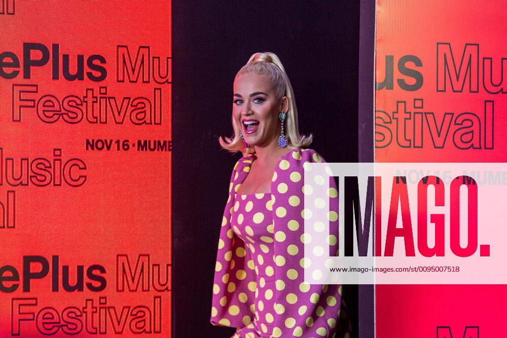 Bilder des Jahres 2019, Entertainment 11 November Entertainment Themen der Woche KW46 MUMBAI, INDIA NOVEMBER 12: International Pop Singer Katy Perry during a press conference at St Regis Hotel, Lower Parel, ahead of her performance, on November 12, 2019 in Mumbai, India. Landing in India after a long gap of seven years, a rejuvenated Katy Perry shared her plans of going around the streets of Mumbai to try her hands on some local cuisine and also spilled the beans on chances of collaborating with Indian artists. On being asked if she admires any Indian artist or is looking forward to collaborating with them, Perry added, I think that?s what the research and development this week is going to be all about. I am going to some really fun party, meet some people from Bollywood, will be hearing some incredible bands. This time is all about immersing and educating myself. (Photo by Aalok Soni Hindustan Times ) In