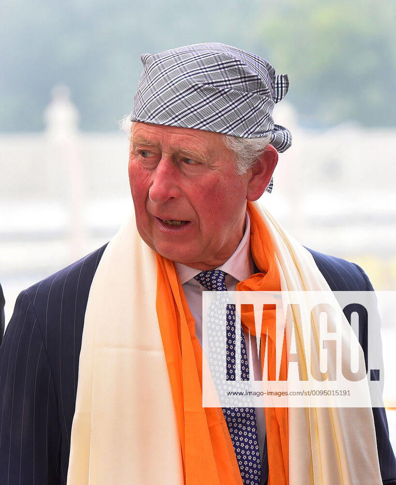 Bilder des Jahres 2019, Entertainment 11 November Entertainment Themen der Woche KW46 NEW DELHI, INDIA - NOVEMBER 13: British Prince Charles during his visit at Gurudwara Bangla Sahib to celebrate the 550th birth anniversary of Guru Nanak on November 13, 2019 in New Delhi, India. (Photo by Mohd Zakir Hindustan Times) British Prince Charles Visits Gurudwara Bangla Sahib In Delhi