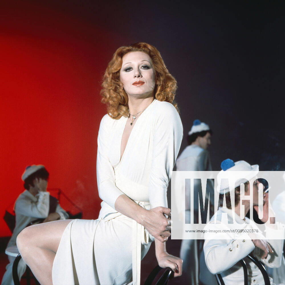 Musik! Musik! Musik! Die Max-Greger-Show, Unterhaltungsshow, Deutschland 1976, Mitwirkende: Margot Werner Nur redaktionelle Nutzung. Editorial usage only.