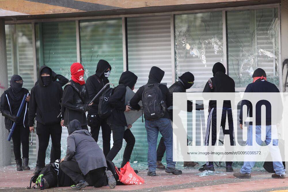 Students protest in rejection of Enrique Graue as rector of the National Autonomous University of Mexico and gender violence within the university in Mexico City, Mexico, 14 November 2019. Student protest in Mexico !ACHTUNG: NUR REDAKTIONELLE NUTZUNG!