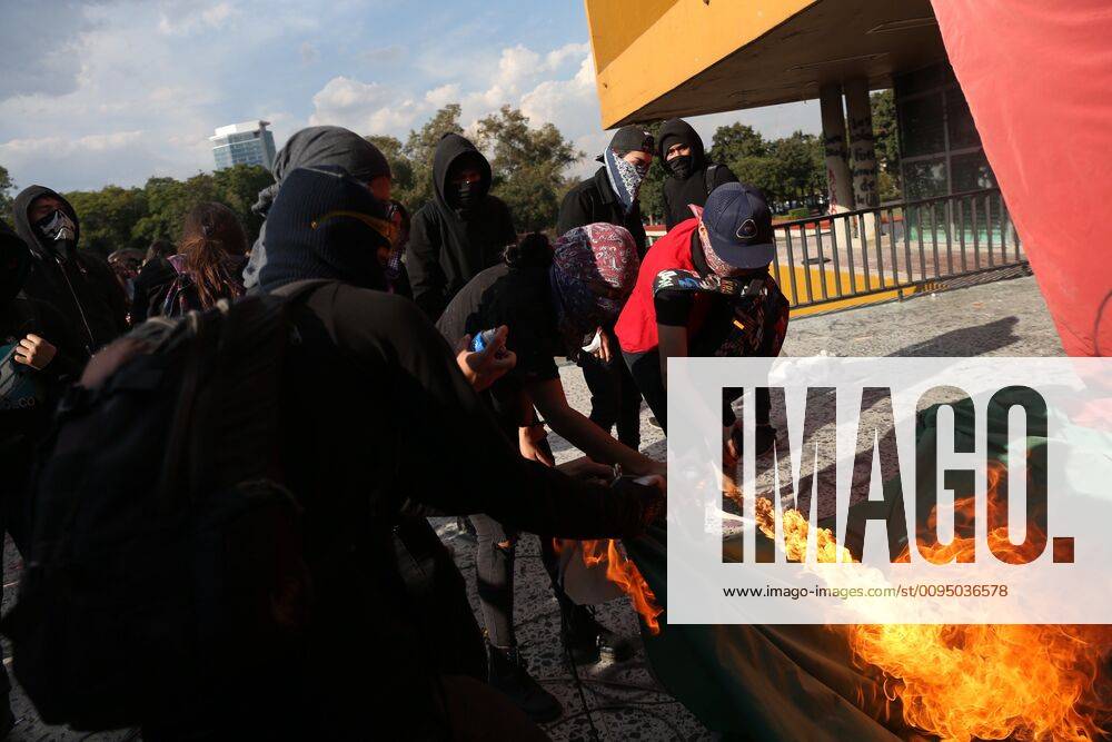 Students protest in rejection of Enrique Graue as rector of the National Autonomous University of Mexico and gender violence within the university in Mexico City, Mexico, 14 November 2019. Student protest in Mexico !ACHTUNG: NUR REDAKTIONELLE NUTZUNG!