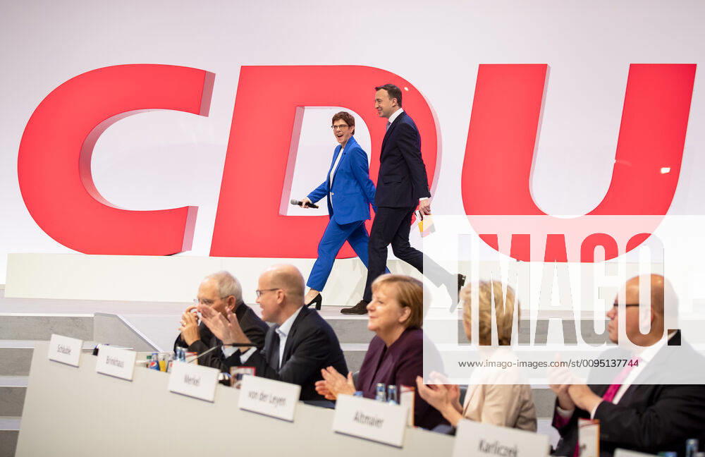 Annegret Kramp Karrenbauer and Paul Ziemiak 32 CDU party congress in Leipzig on 22 November 2019 32 CDU party congress in Leipzig