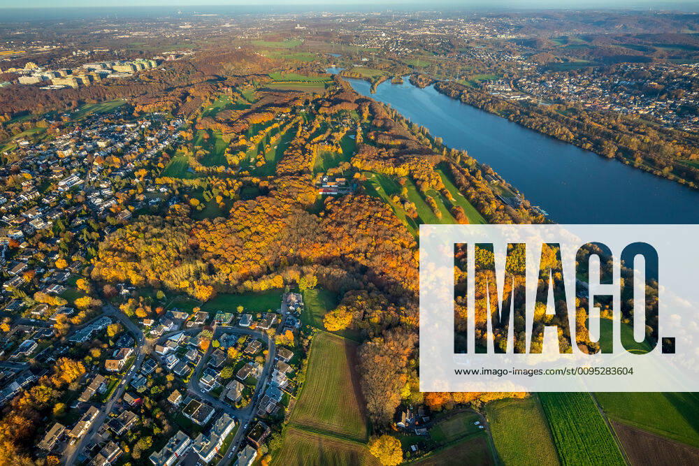 Aerial photo, Kemnader lake and golf course in autumnal colours, boat rental with boat mooring Oveney in Stiepel, Bochum, Ruhr area, North Rhine-Westphalia, Germany ACHTUNGxMINDESTHONORARx60xEURO