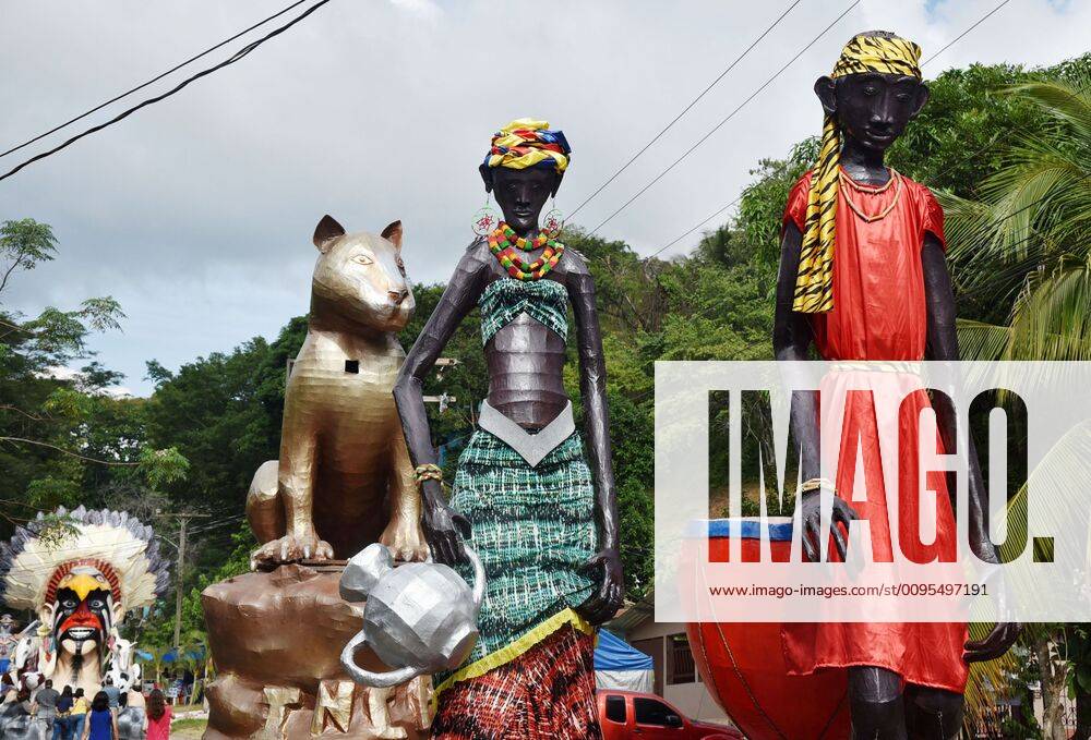 Dozens of people attend the folkloric event called Royal Walk of the Giant Fireplaces , in the municipality of Trinidad, Santa Barbara, Honduras, 07 December 2019. In the Royal Walk of the Giant Fireplaces cultures of different countries of the world are represented through sculptures that are later burned at midnight. Royal Walk of the Giant Fireplaces , in Honduras !ACHTUNG: NUR REDAKTIONELLE NUTZUNG!