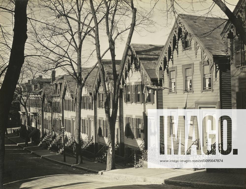South Boston Street Wooden Houses, Boston, Walker Evans (American, 1903 - 1975), 1930, Gelatin silver print, 11.1 x 14.4 cm (4 3 8 x 5 5 8 in.) Copyright Artokoloro LCD3_191706_06525