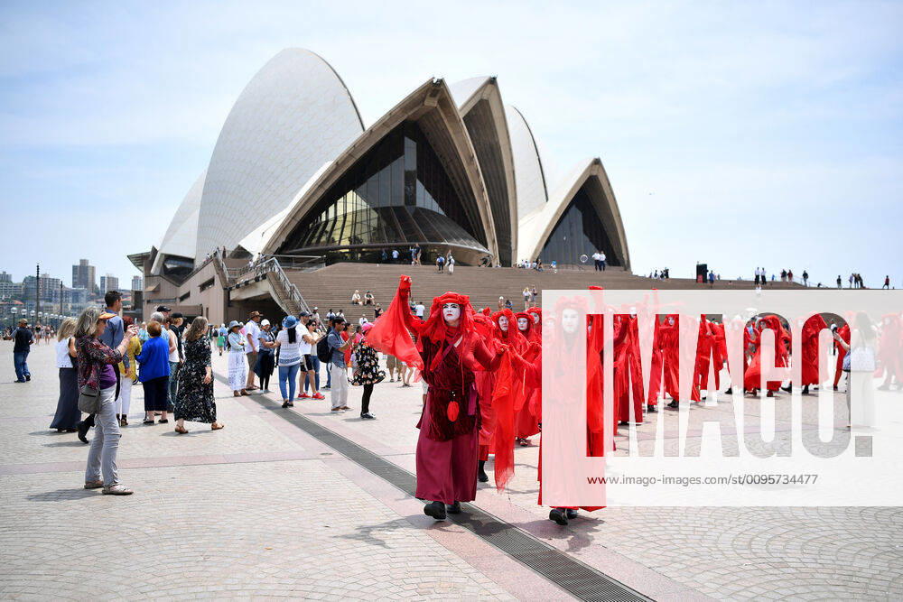 EXTINCTION REBELLION PROTEST SYDNEY OPERA HOUSE, Members of the Red Rebels seen during an Extinction Rebellion protest in Sydney, Sunday, December 15, 2019. ( NO ARCHIVING, , NO USE IN BOOKS WITHOUT CONSENT SYDNEY NSW AUSTRALIA