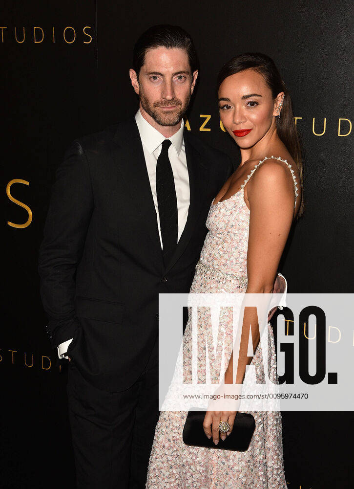 BEVERLY HILLS, CALIFORNIA - JANUARY 05: Iddo Goldberg, Ashley Madekwe attend the Amazon Studios Golden Globes After Party at The Beverly Hilton Hotel on January 05, 2020 in Beverly Hills, California. Photo: imageSPACE Los Angeles USA - ZUMAs181 20200106_zea_s181_232
