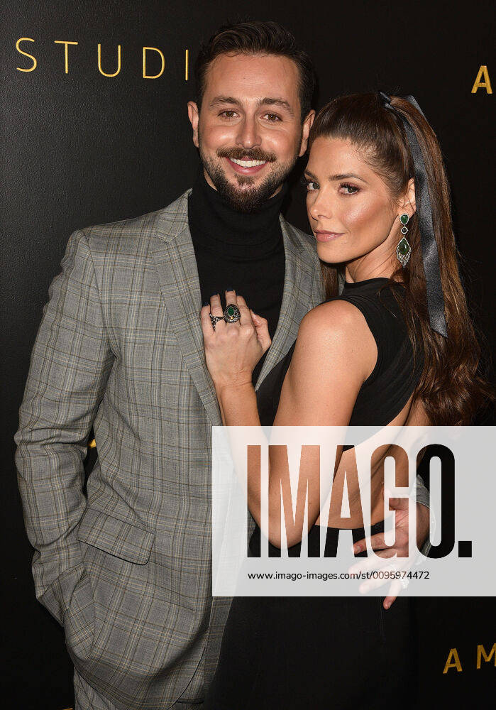 BEVERLY HILLS, CALIFORNIA - JANUARY 05: Paul Khoury and Ashley Greene attend the Amazon Studios Golden Globes After Party at The Beverly Hilton Hotel on January 05, 2020 in Beverly Hills, California. Photo: imageSPACE Los Angeles USA - ZUMAs181 20200106_zea_s181_324