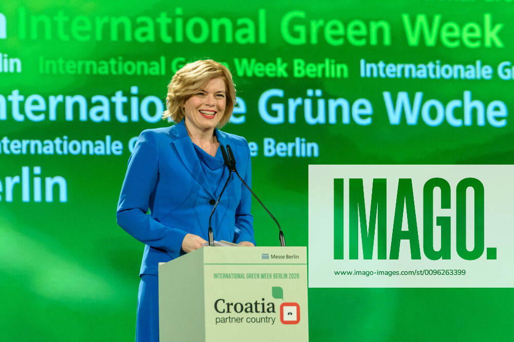 Federal Minister of Agriculture Julia Klöckner CDU speaks on the occasion of the opening of the 85th International Green Week Berlin Federal Minister of Agriculture Julia Klöckner CDU speaks on the occasion of the opening of the 85th International Green Week Berlin snapshot photography F Boillot