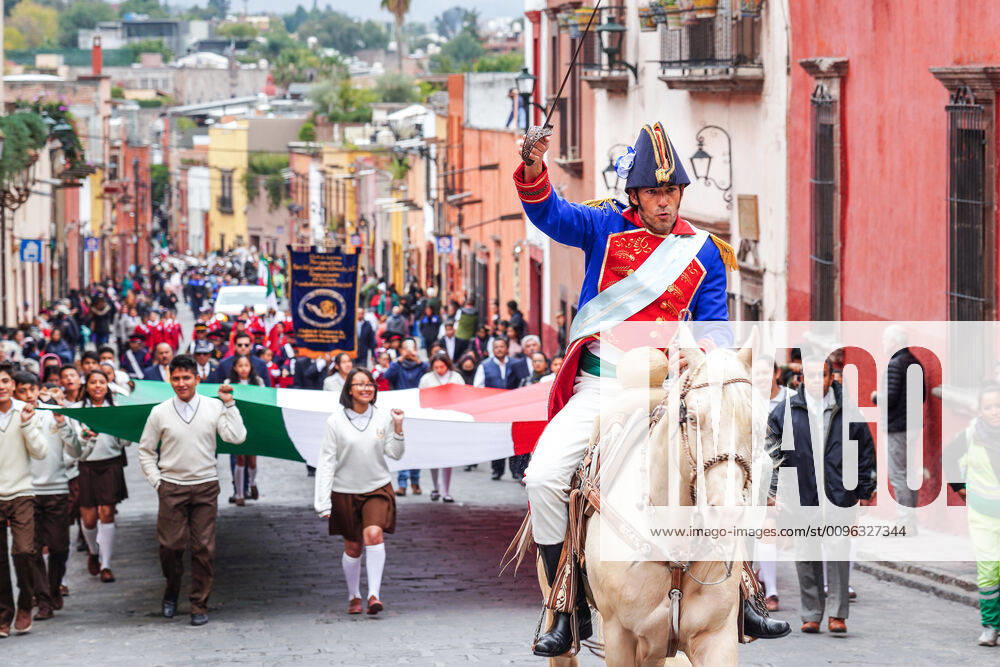 San Miguel De Allende, Guanajuato, Mexico: A historic actor plays the part of Mexican Independence hero Ignacio Allende as he rides into the city to mark his 251st birthday January 21, 2020 in San Miguel de Allende, Guanajuato, Mexico. Allende, from a wealthy family in San Miguel played a major role in the independency war against Spain in 1810 and later honored by his home city by adding his name. San Miguel De Allende Mexico - ZUMAe02_ 20200121_zaf_e02_005