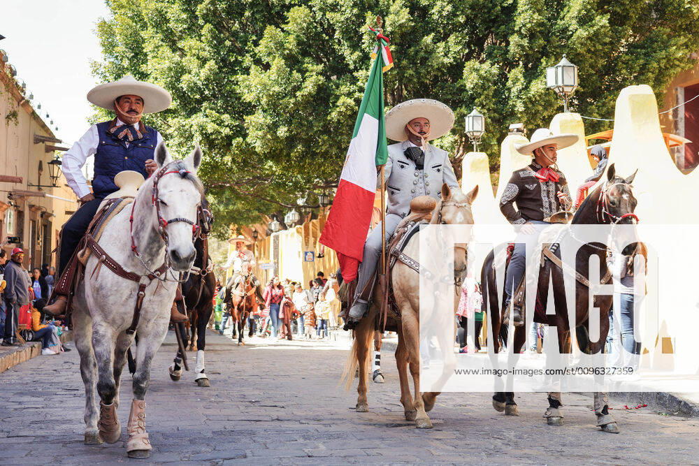 San Miguel De Allende, Guanajuato, Mexico: Mexican Cowboys ride their horses in a parade to celebrate the 251st birthday of the Mexican Independence hero Ignacio Allende January 21, 2020 in San Miguel de Allende, Guanajuato, Mexico. Allende, from a wealthy family in San Miguel played a major role in the independency war against Spain in 1810 and later honored by his home city by adding his name. San Miguel De Allende Mexico - ZUMAe02_ 20200121_zaf_e02_020