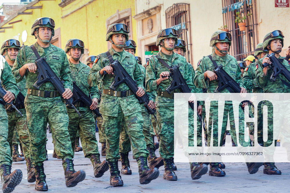 San Miguel De Allende, Guanajuato, Mexico: Members of the Mexican Army march in a parade to celebrate the 251st birthday of the Mexican Independence hero Ignacio Allende January 21, 2020 in San Miguel de Allende, Guanajuato, Mexico. Allende, from a wealthy family in San Miguel played a major role in the independency war against Spain in 1810 and later honored by his home city by adding his name. San Miguel De Allende Mexico - ZUMAe02_ 20200121_zaf_e02_023