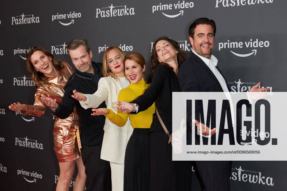 Bettina Lamprecht, Matthias Matschke, Sonsee Neu, Christina do Rego, Sabine Vitua and Bastian Pastewka Premiere of the tenth and final season of the Amazon original PASTEWKA at Zoo Palast Berlin on 30 01 2020 Premiere Pastewka