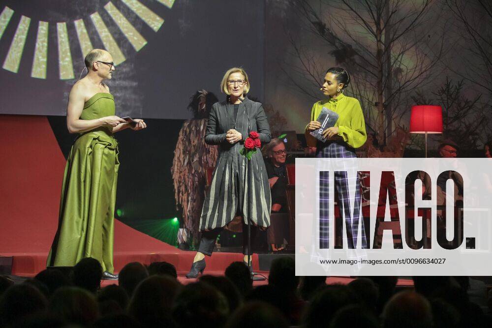 Grafenegg NÖ, Austrian Film Prize 2020, Award Gala d Academy of Austrian Film in Picture Markus Schleinzer, Salka Weber, Governor Johanna Mikl Leitner, a d stage