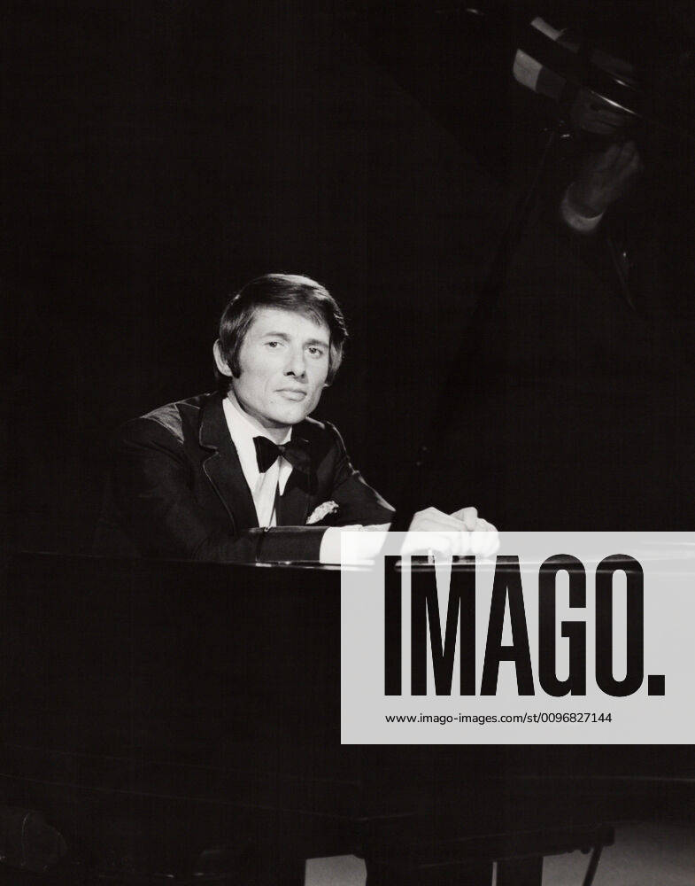 Udo Jürgens, österreichischer Komponist, Pianist und Sänger, Deutschland um 1977. Austrian composer, pianist and singer Udo Juergens, Germany around 1977. Nur redaktionelle Nutzung. Editorial usage only.