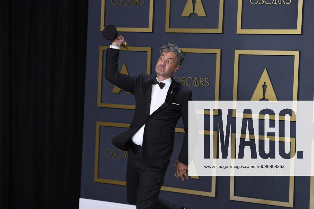 TAIKA WAITITI in the Press Room during the 92nd Academy Awards, presented by the Academy of Motion Picture Arts and Sciences (AMPAS), at the Dolby Theatre in Hollywood. Los Angeles USA - ZUMAz03_ 20200209_zbp_z03_179