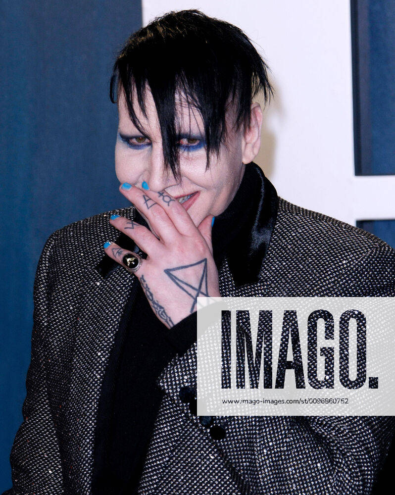 BEVERLY HILLS, CALIFORNIA - FEBRUARY 9: Marilyn Manson attends the 2020 Vanity Fair Oscar Party at Wallis Annenberg Center for the Performing Arts on February 9, 2020 in Beverly Hills, California. Photo: CraSH imageSPACE Beverly Hills USA - ZUMAs181 20200209_zea_s181_421