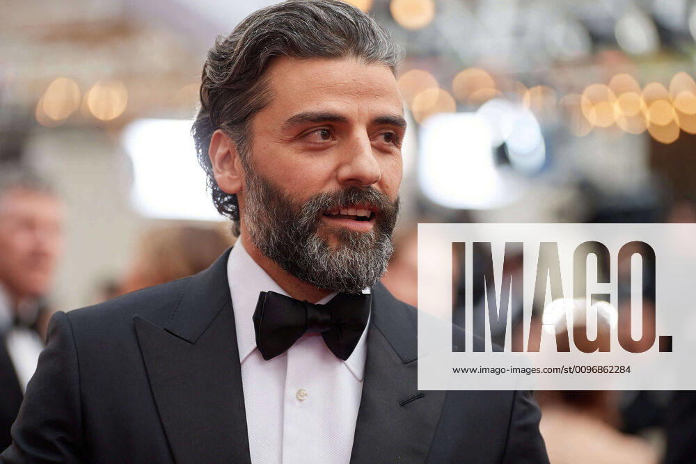 Oscar Isaac arrives on the red carpet of The 92nd OscarsÂ® at the DolbyÂ® Theatre in Hollywood, CA on Sunday, February 9, 2020. Los Angeles CA USA