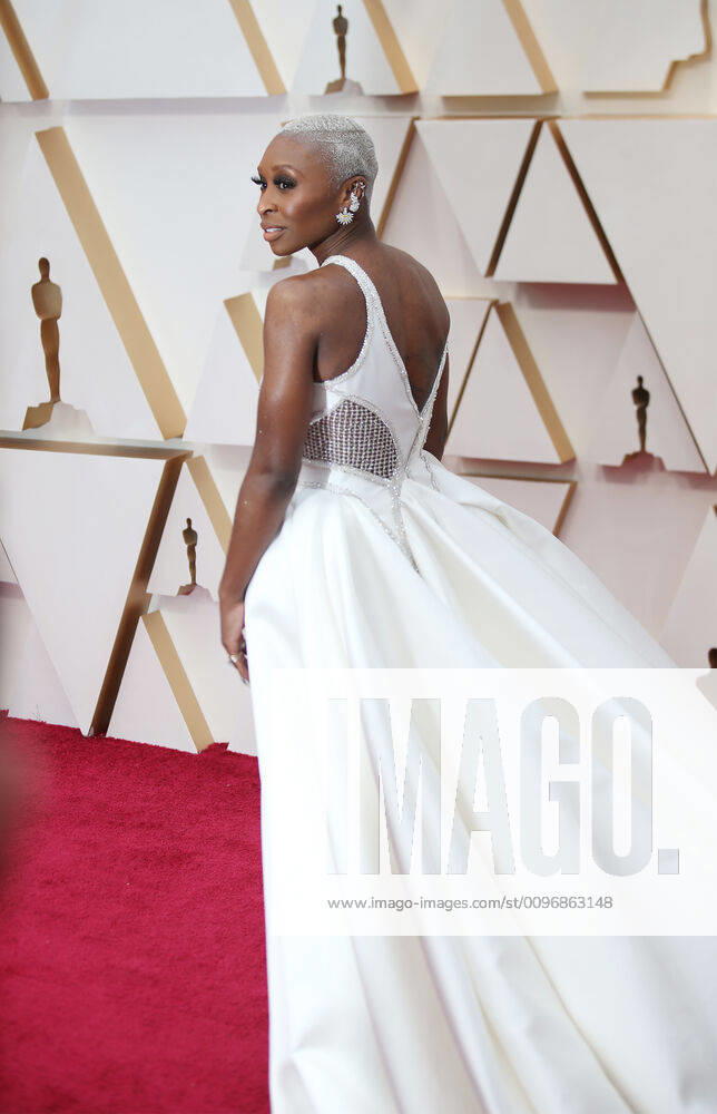 (200210) -- LOS ANGELES, Feb. 10, 2020 -- Cynthia Erivo arrives for the red carpet of the 92nd Academy Awards at the Dolby Theater in Los Angeles, the United States, on Feb. 9, 2020. ) U.S.-LOS ANGELES-OSCARS-RED CARPET LixYing