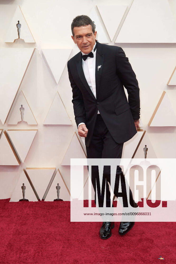 Oscar nominee, ANTONIO BANDERAS arrives on the red carpet of The 92nd Oscars at the Dolby Theatre in Hollywood, CA on Sunday, February 9, 2020. Hollywood USA - ZUMAz03_ 20200209_sha_z03_352