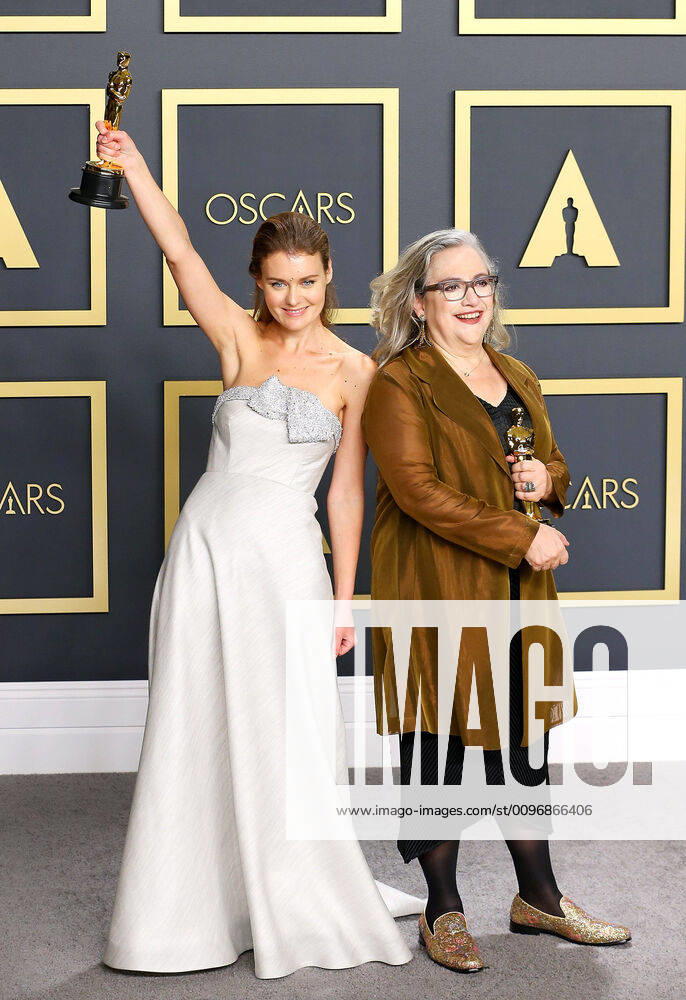HOLLYWOOD, CA - FEBRUARY 9: Carol Dysinger, Elena Andreicheva pose in the press room during the 92nd Annual Academy Awards at Loews Hollywood Hotel on February 9, 2020 in Hollywood, California. Photo: Christopher Victorio imageSPACE Hollywood USA - ZUMAs181 20200209_zea_s181_218