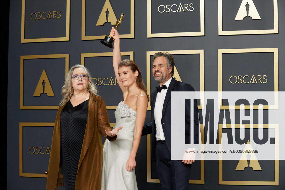 Mark Ruffalo, Carol Dysinger and Elena Andreicheva pose backstage with the Oscar for Documentary Short Subject during the live ABC Telecast of The 92nd Oscars at the Dolby Theatre in Hollywood, CA on Sunday, February 9, 2020. Los Angeles CA USA
