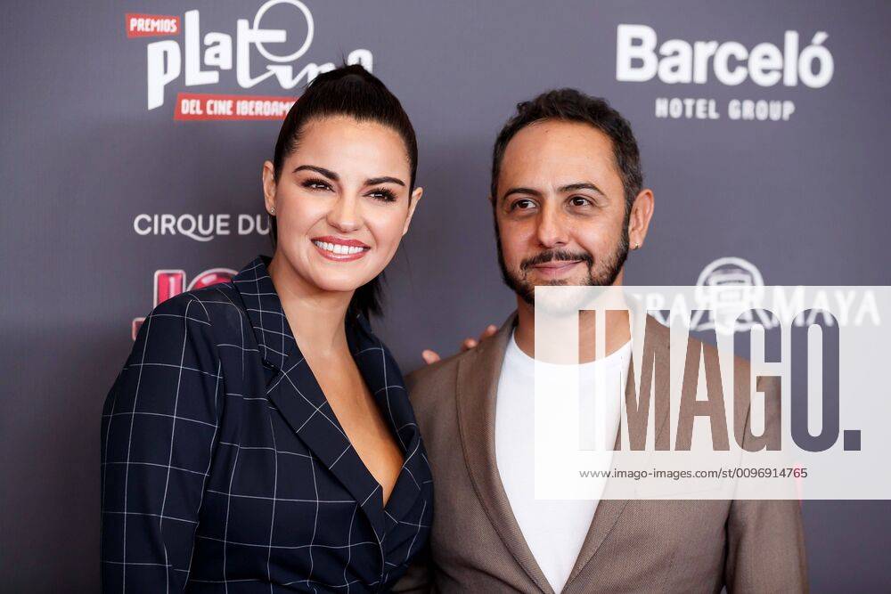 Mexican Actors Maite Perroni (L) and Humberto Busto (R) pose for a photograph at the event of presentation of the 2020 Xcaret Platinum Awards, in Mexico City, Mexico 12 February 2020. Las ninas bien , Arana and Dolor y Gloria are some of the shortlisted films in more categories for the seventh edition of the Xcaret Platinum Awards of Ibero-American Cinema, the organization announced wednesday from Mexico City. EFE Jose Mendez Las ninas bien , Arana and Dolor y gloria , favorites in Platinum Awards !ACHTUNG: NUR REDAKTIONELLE NUTZUNG!