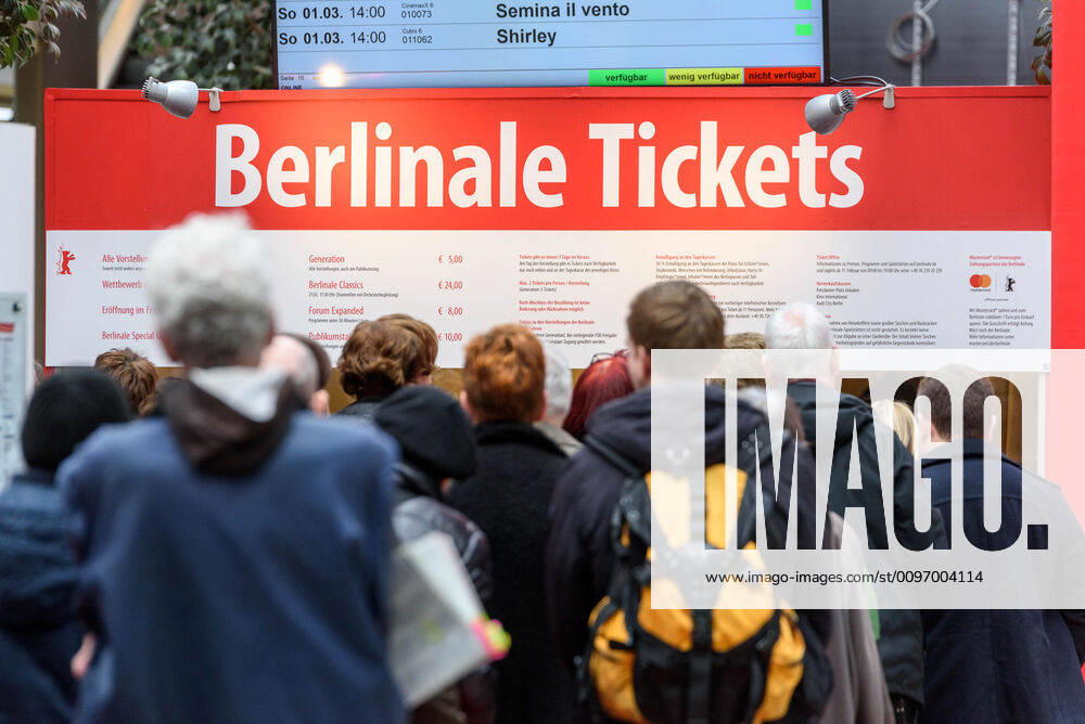 Start of ticket sales in the Potsdamer Platz Arkaden for the upcoming 70 Berlin International Film Festival Some cinema fans spent the night in front of the ticket counter snapshot photography F Boillot