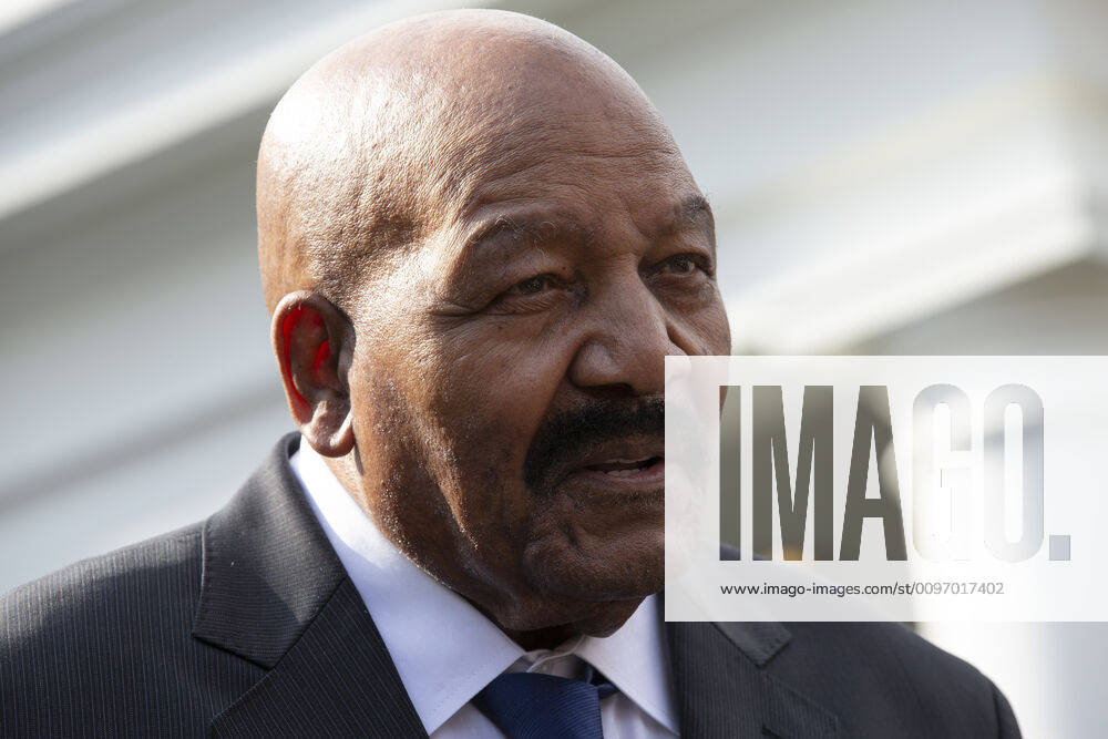 Former professional football player Jim Brown speaks to members of the media outside the White House in Washington D.C., U.S., after United States President Donald J. Trump granted a full pardon to Edward DeBartolo Jr., former owner of the San Francisco 49ers, who was convicted after pleading guilty in a gambling fraud scandal in 1998.