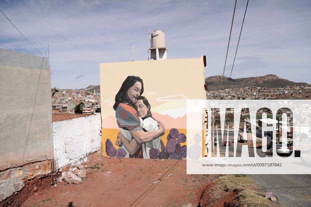 EUM20200221SOC15 JPG ZACATECAS, Zac CultureCultura Murals In Zacatecas people united to capture on their walls the idea of a future without violence, without garbage and without problems, full of confidence, friendships and smiles Photo Agency EL UNIVERSALEELG - ZUMAu78_ 20200221_zaf_u78_028