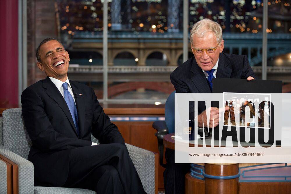 President Barack Obama reacts to a photograph while taping of Late Show with David Letterman . Sept. 18, 2012. (BSLOC_2015_3_110) For usage credit please use; The White House PUBLICATIONXNOTxINxCANxCHNxFRAxITAxJPNxNORxPOLxRUSxESPxUKxUSA