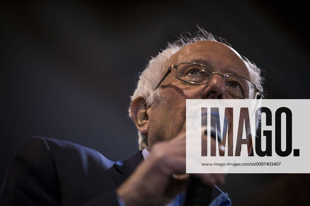 BERNIE SANDERS speaks at a campaign rally inside the Jane P. Batten Student Center building of Virginia Wesleyan College ahead of the Super Tuesday vote on Tuesday, March 3, 2020. Sanders spoke about veteran healthcare, foreign policy, criminal justice reform, universal healthcare, and current president Trump. Virginia Beach USA - ZUMAc214 20200229_sha_c214_233
