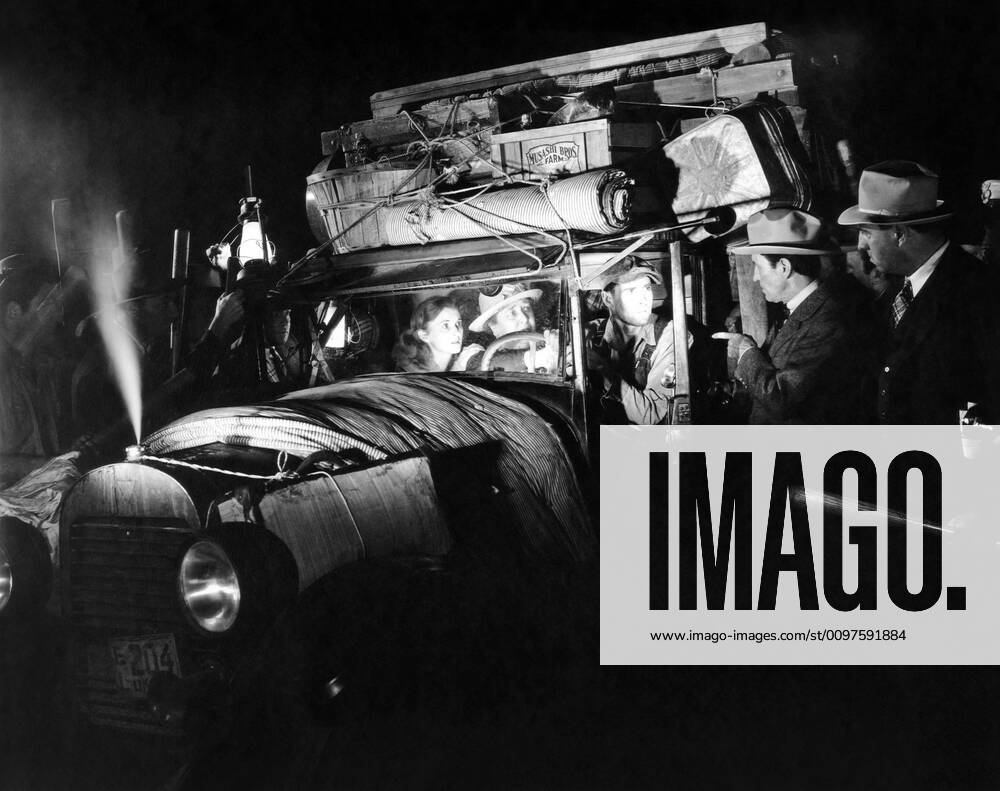 OSCARS. Beste Nebendarstellerin. PreistrÃ¤gerinnen 1941-1950 THE GRAPES OF WRATH, left to right, in truck: Dorris Bowden, Jane Darwell, Henry Fonda, 1940. Ã‚Â©20th Century-Fox Film Corporation, TM & Copyright courtesy Everett Collection Â©20thCentFox Courtesy Everett Collection PUBLICATIONXNOTxINxCANxCHNxFRAxITAxJPNxNORxPOLxRUSxESPxUKxUSA